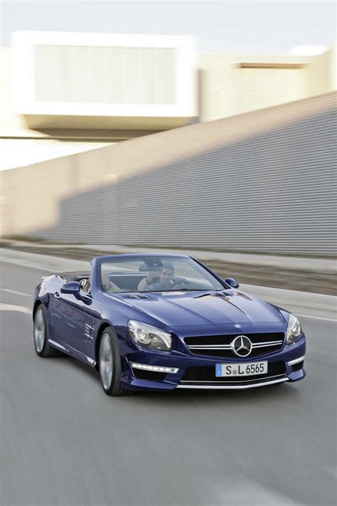 The 2013 Mercedes-Benz SL65 AMG V12 Roadster in New York (7)