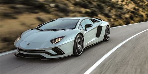 2017 Lamborghini Aventador S review - photos | CarAdvice