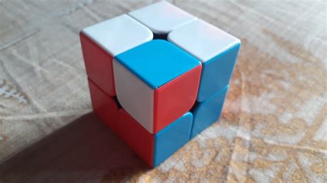 How to do the cube in cube pattern on a 2x2 Rubik's cube! - YouTube