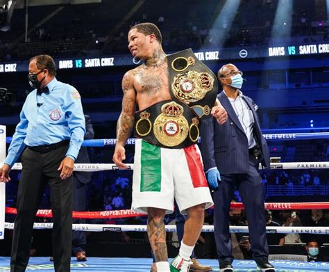 Photos: Gervonta Davis Blasts Leo Santa Cruz Out Cold in Sixth