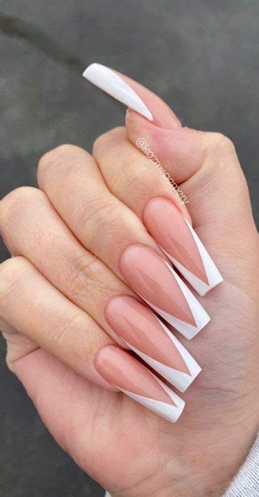 Stylish Nail Art Designs That Pretty From Every Angle : Twist French ...