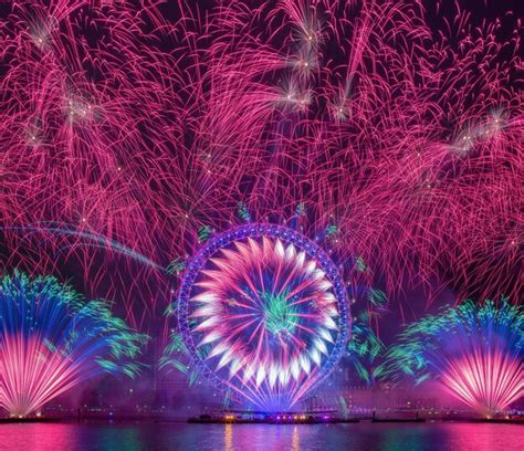 Premium Photo | The london new year fireworks display british culture