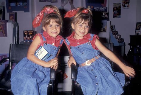 The Olsens '90s Fashion Trends on Full House | Glamour