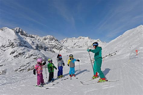 5 of the Best Family-Friendly Ski Resorts in the Swiss Alps