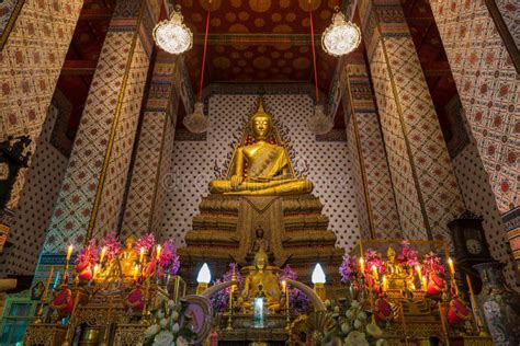 Inside Wat Arun Temple stock photo. Image of decoration - 1628898