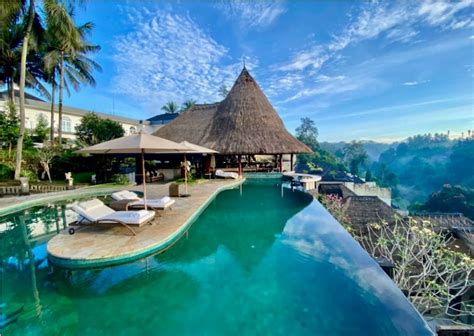 Bali Unveiled: 5 Irresistible Reasons to Make It Your Dream Vacation in ...