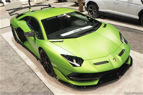 Green Lamborghini Aventador SVJ - BenLevy.com