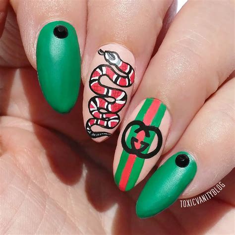 Gucci Nails