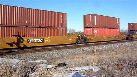 New domestic intermodal containers from Canadian National and AXSUN ...