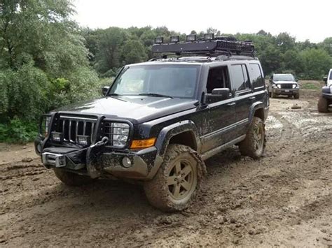 Jeep Commander Off Road | Jeep commander, Jeep commander lifted, Jeep ...