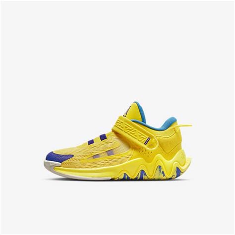 Yellow Giannis Antetokounmpo Shoes. Nike.com