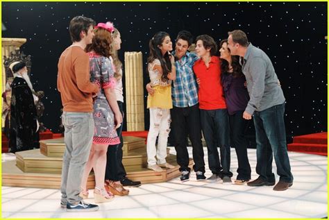 'Wizards of Waverly Place' Finale: Final Look! | Photo 453682 - Photo ...