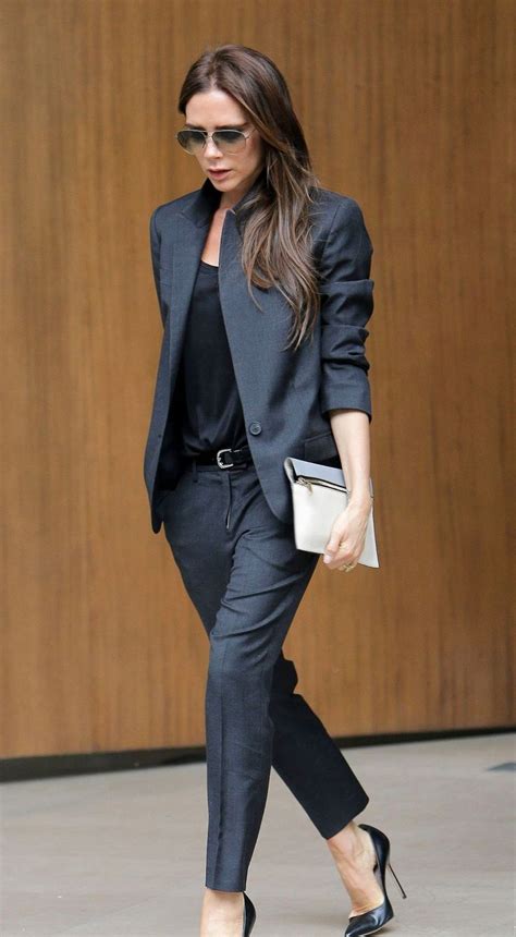 Victoria Beckham shows us how to rock the power suit in the chicest way ...