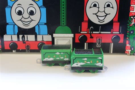 Thomas & Friends Trackmaster Flying Scotsman Tenders 4472 Liner ...