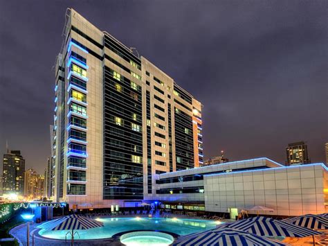 Best Price on Marina View Deluxe Hotel Apartment in Dubai + Reviews!