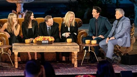 Lisa Kudrow Just Revealed Her Favorite Moment From The Friends Reunion