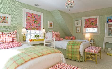 Decorating A Mint Green Bedroom: Ideas & Inspiration