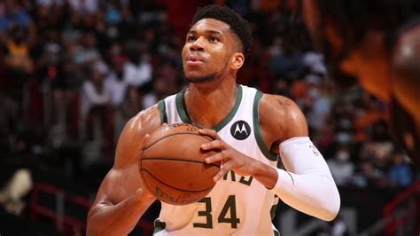 NBA Finals 2021: Giannis Antetokounmpo's time spent at the free throw ...