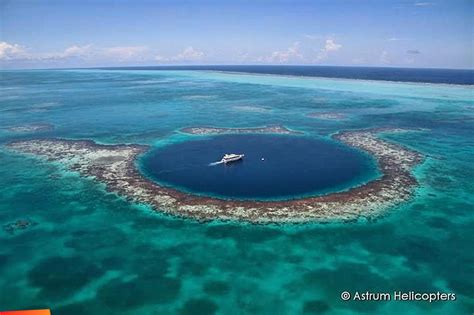 The Great Blue Hole aerial view, boat in center