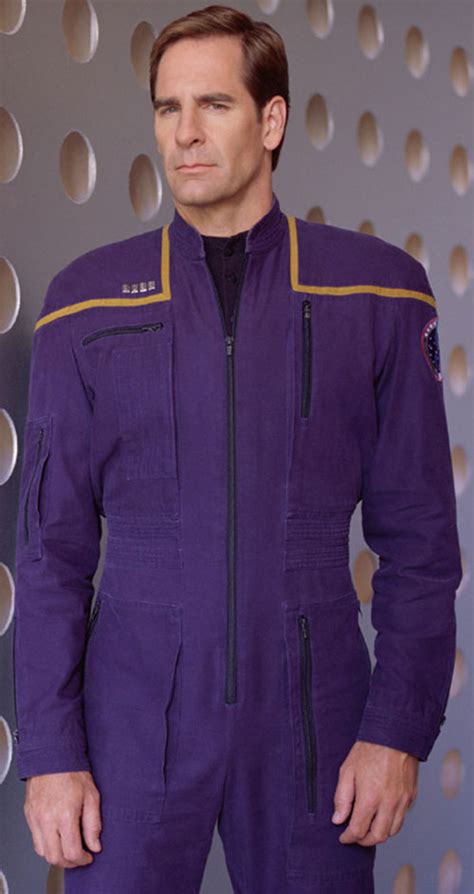 Captain Jonathan Archer - Star Trek - Scott Bakula - Character profile ...