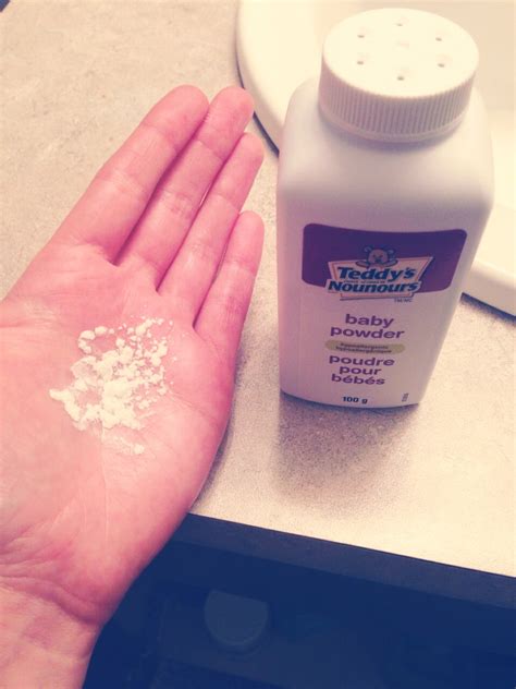 Baby Powder Works Like Dry Shampoo - Musely