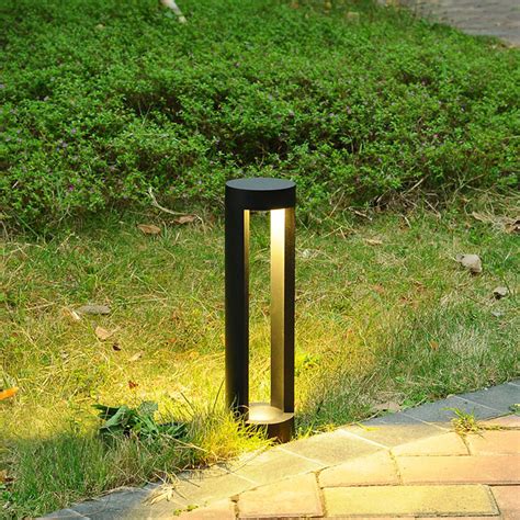 China Best Modern 120 Volt Landscape Outdoor Garden Area Solar Walkway ...