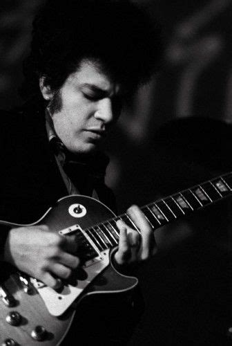 oyyeahmikebloomfield | Mike bloomfield, Bloomfield, Guitar guy