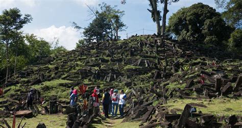 Is Gunung Padang In Indonesia The Oldest Pyramid In The World?