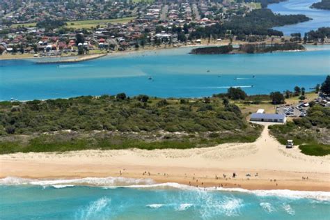 Windang Beach and Lake Illawarra - Chilby Photography