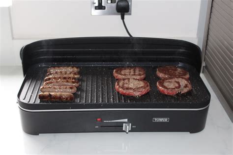 Tower T14028 Indoor/Outdoor Electric Barbecue Grill Review | Trusted ...