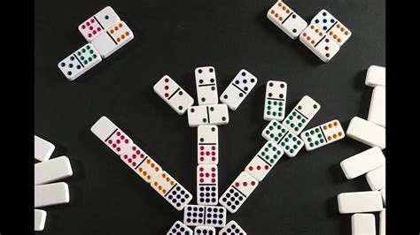 How To Play Chicken Foot Dominoes. Uses a Double 9 domino set. | Domino ...