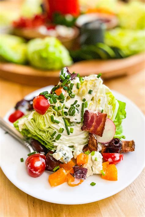 Classic Wedge Salad Recipe - Reluctant Entertainer