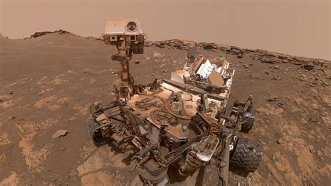 Stunning Martian Selfie Before NASA's Curiosity Mars Rover Completes ...