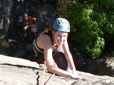 Beginner School and Guided Courses - Intro to Rock Climbing - Mountain ...