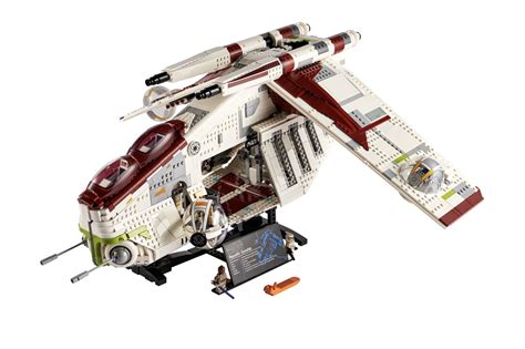 The 12 best ‘Star Wars’ themed lego sets any fan will love