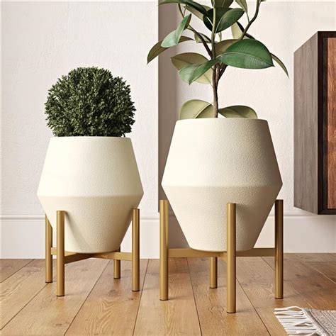 Aspire 8194 Wilder Mid Century Modern Planters, White & Gold - Set of 2 ...