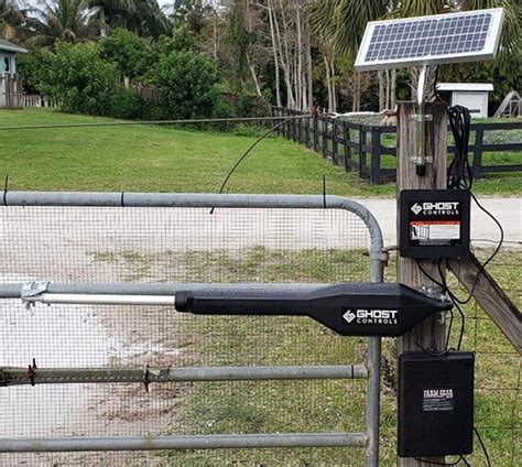 Guide to the Best Solar Powered Automatic Gate Opener Kit - Nerd Techy