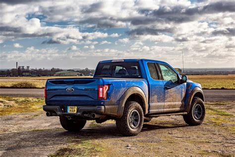 Ford F-150 Raptor review - taking high-performance pickups to another ...