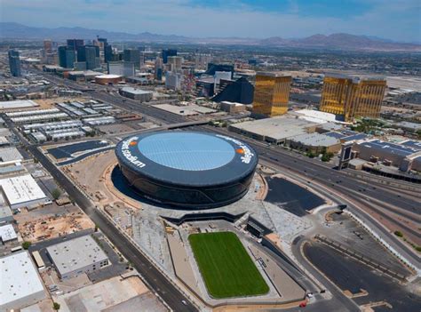 Parking/Traffic Madness In Las Vegas July 10: Garth Brooks Concert At ...