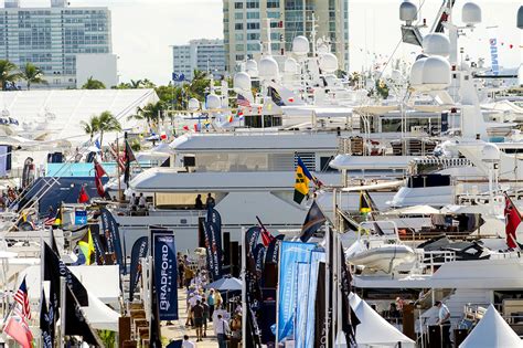 On the Docks at the 2017 Fort Lauderdale Boat Show | Superyachts.com