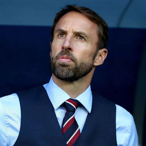 Gareth Southgate Waistcoat M&S : Forget Waistcoats English Football Has ...