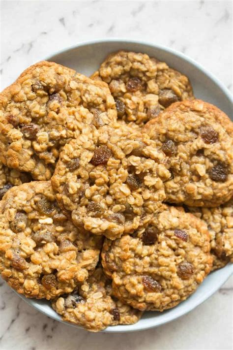 Healthy Oatmeal Raisin Cookies (4 Ingredients!) - The Big Man's World