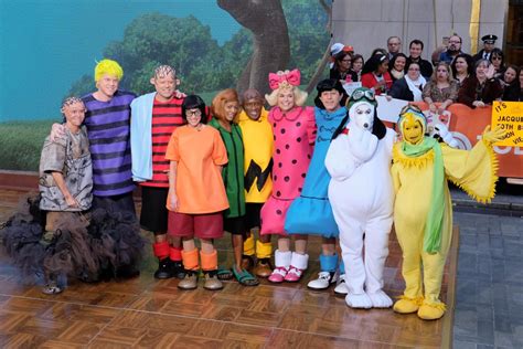 The Today Show Peanuts Halloween Costumes | POPSUGAR Celebrity