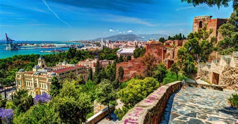 Cheap Flights to Málaga - KAYAK