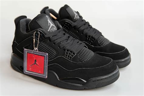 Jordan 4 Retro Black Cat