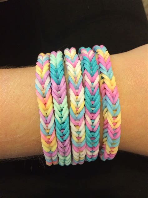 Rainbow Loom Fishtail bracelets in pastel colours including Glow in the ...