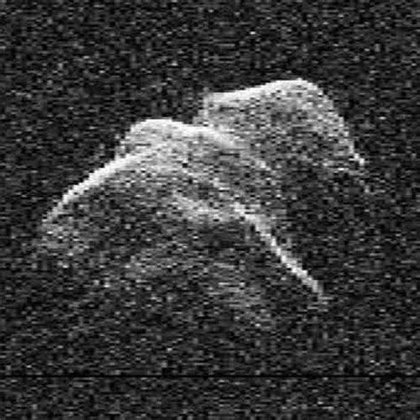 Sciency Thoughts: Asteroid 4179 Toutatis/1989 AC to fly past the Earth.