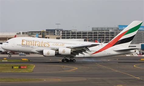 Emirates Airbus A380-800 Landing on Runway - Aircraft Wallpaper Flying ...