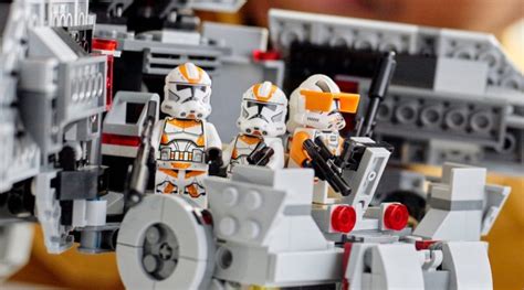 LEGO Star Wars 75337 AT-TE Walker almost breaks a record