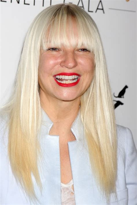 Sia Furler's Hairstyles & Hair Colors | Steal Her Style